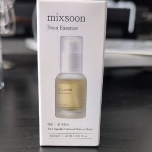 Mixsoon Bean Essence - Gold Serum Exfoliating & Hydrating Essence